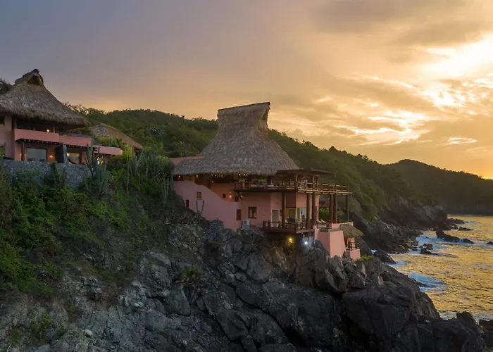 Award-winning In A Secluded Location * Zihuatanejo