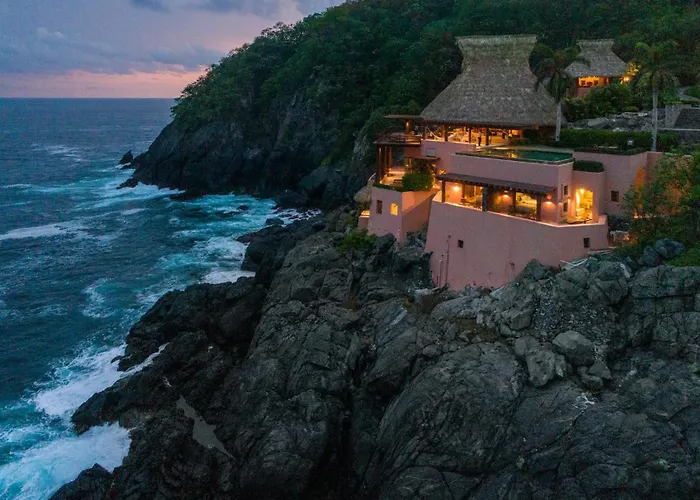 Award-winning In A Secluded Location Zihuatanejo